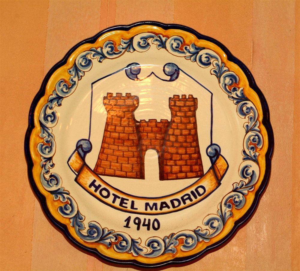 Hotel Madrid Bierzo Понферрада Екстер'єр фото